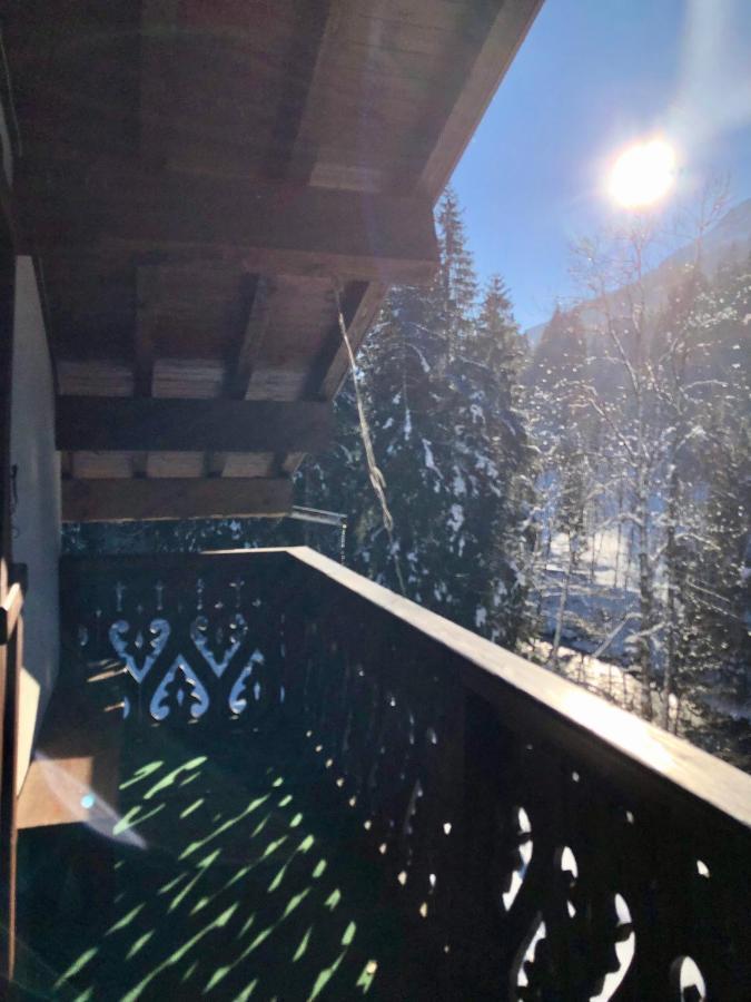 Chalet en pleine nature avec 2 appartements pour 6 ou 8 qui peuvent être réunis en 1 pour 14 personnes Saint-Gervais-les-Bains Exterior foto