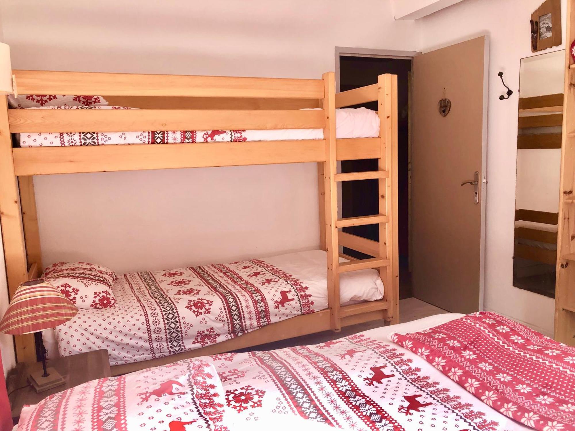 Chalet en pleine nature avec 2 appartements pour 6 ou 8 qui peuvent être réunis en 1 pour 14 personnes Saint-Gervais-les-Bains Exterior foto